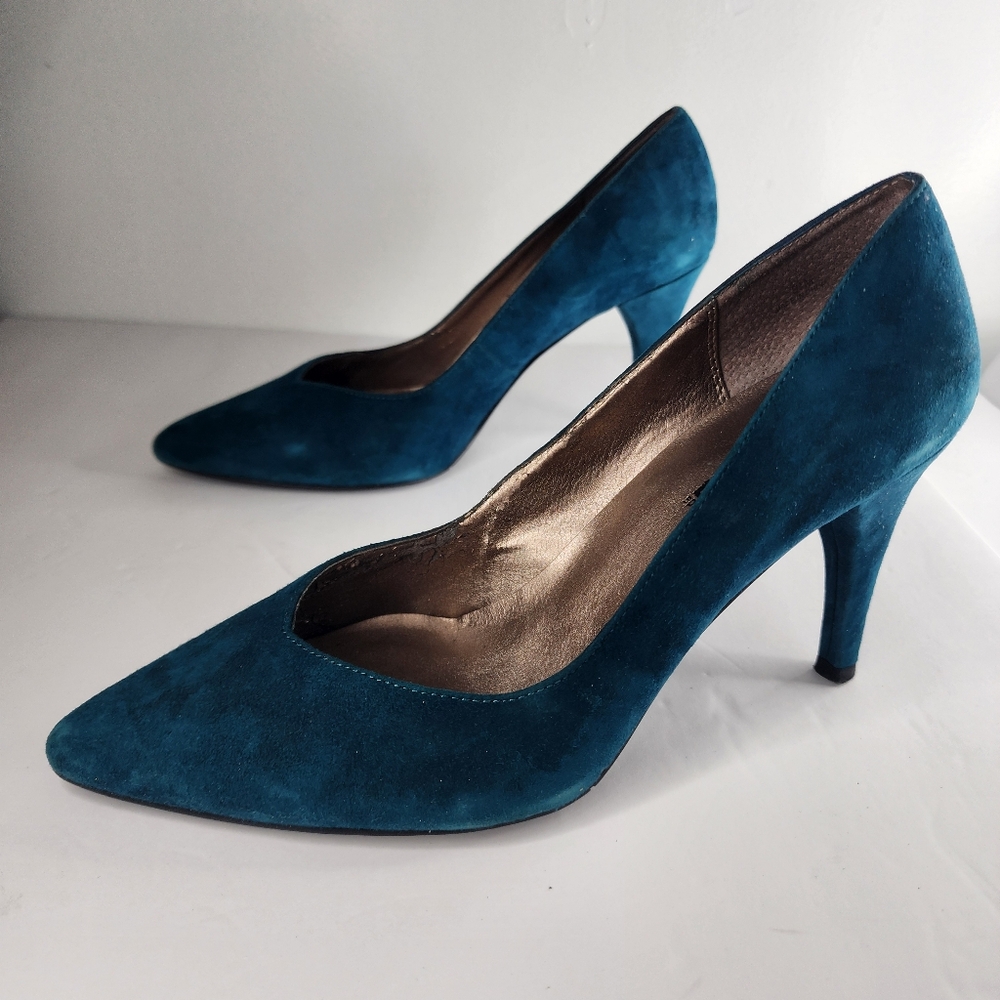 MODA Blue Heels. - Picture 3 of 9